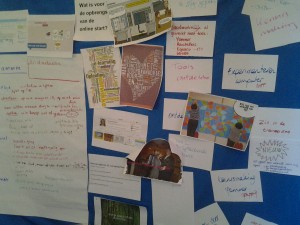 Offline presentation of tools and discussion (photo Gerdi Keeler)